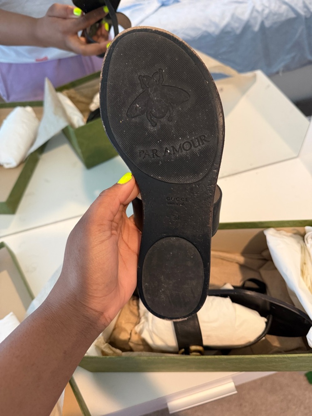 Gucci Black Leather Thong Sandals with Gold Double G - Picture 10 of 10